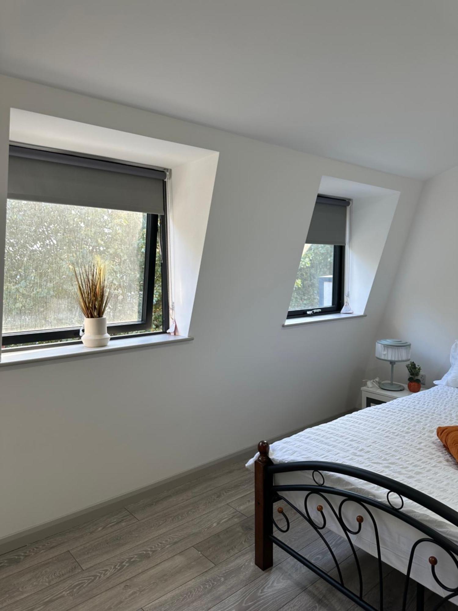 Modern 3 Bedroom With 2 Bathroom In Londra